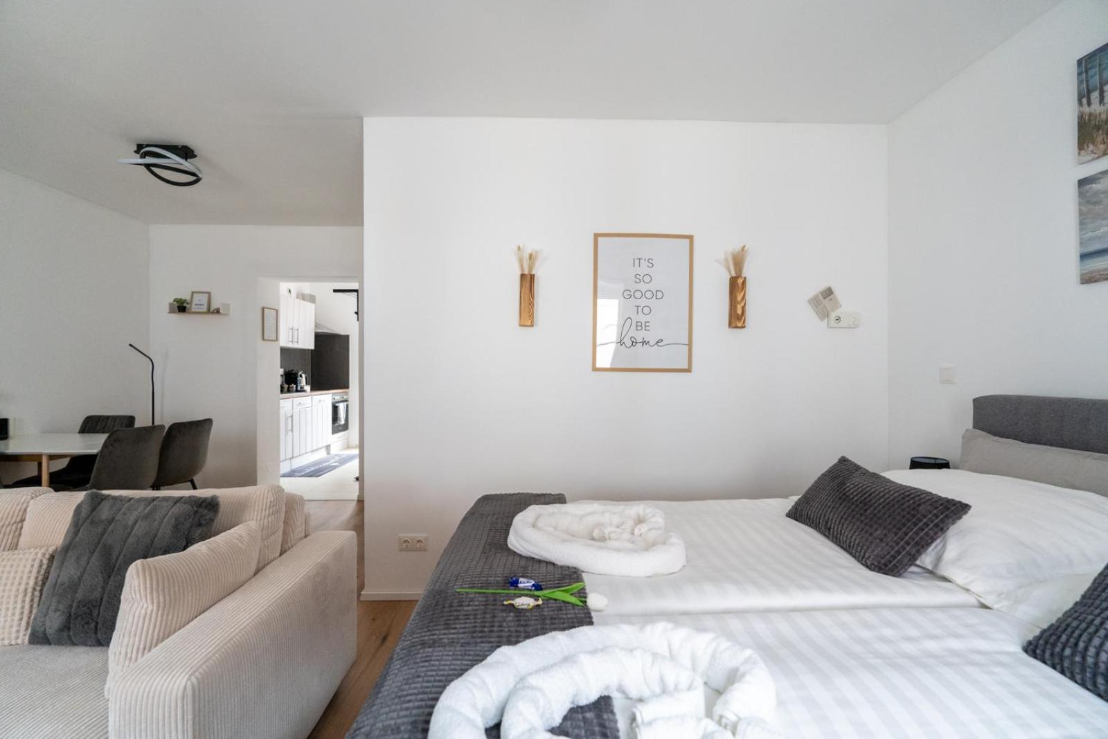 Wachau Oasis - Elegance With A Private Terrace Apartment เมาแตร์น ภายนอก รูปภาพ